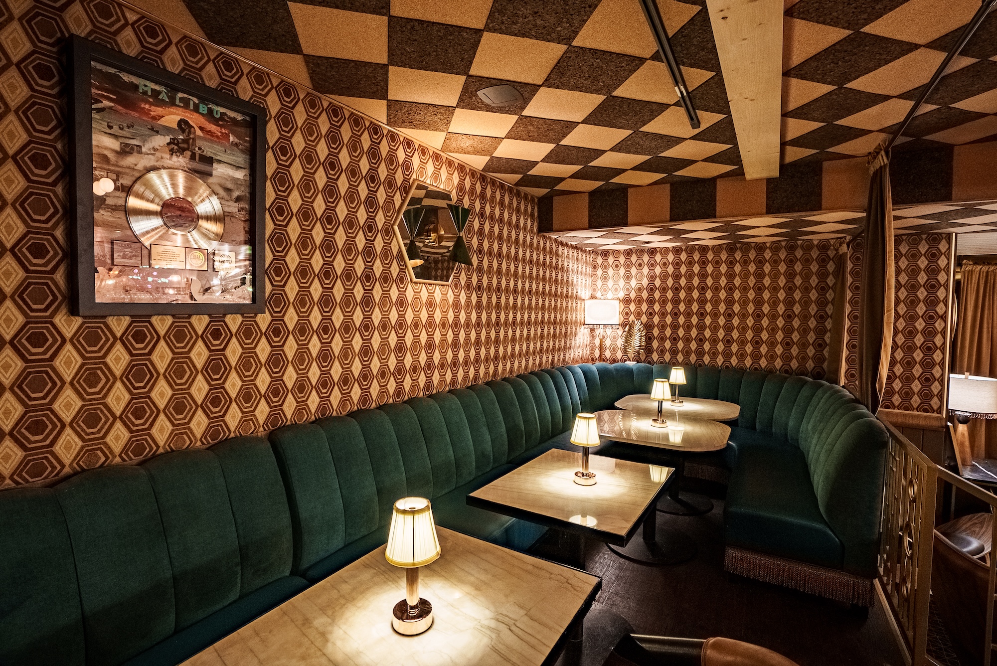 Andys Speakeasy Interior